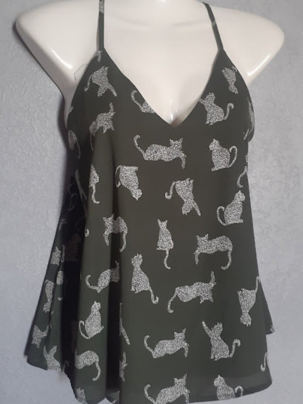 Cat Tank Top NWT Spaghetti Strap size Large olive green with white cats Wet Seal
